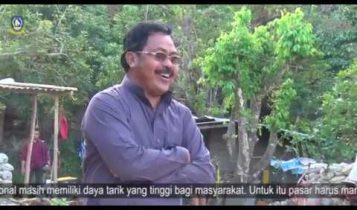 gubernur kepri h nurdin basirun meninjau pasar tradisional tarempa kabupaten anambas 15 3