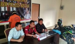Diduga melakukan pemerasan terhadap management hotel Badra Resort Bintan. Seorang Oknum pengurus organisasi mahasiswa M (32) diamankan satreskrim Polres Bintan