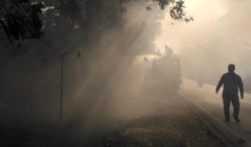 Kabut asap pekat ancam kesehatan masyarakat Kabupaten Bintan Warga diminta menggunakan Masker