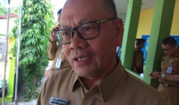 Kepala dinas Pendidikan Kota Tanjungpinang Atmadinata
