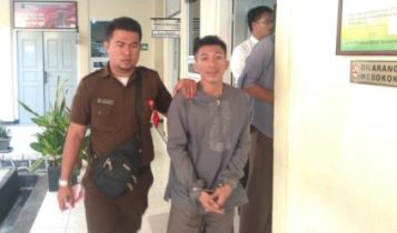 Terdakwa Dahrun Siregar Nekat curian Kabel Listrik agar bisa beli Tuak.