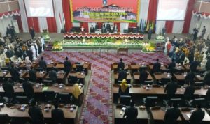 Pelantikan dan Pengambilan Sumpah Ketua dan 3 Wakil Ketua DPRD Kepri Periode 2019 2024 diu Gedung DPRD Kepri