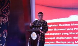 Menteri PANRB Tjahjo Kumolo Saat menggelar Evaluasi Reformasi Birokrasi dan pelayanan Publik di wilayah I Sumatera di Batam