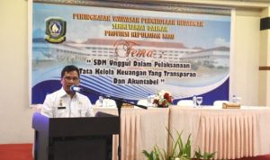 Sekretaris Daerah Provinsi Kepulauan Riau TS.Arif Fadillah saat membuka Pelatihan Pengelolaan Keuangan Sekretariat Daerah Provinsi Kepri