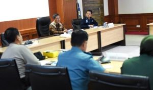 Sekda Kepri TS.Arif Fadillah saat membuka acara FGD dan Sosialisasi Pelaksanaan Sensus Penduduk Online 2020 di kantor Gubernur Kepri