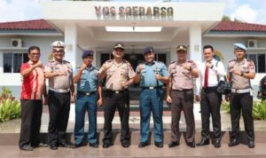 Kapolres Lingga AKBP.Boy Herlambang dengan Jajaran Pimpinan Lanal Dabo Singkep