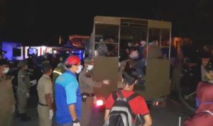 Puluhan Penumpang Kapal Kelud yang Baru tiba dari Jakarta di Karantina di Karimun
