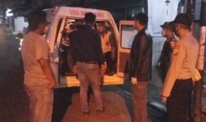 Wasapada Covid 19 ABK Kapal Asal Jawa Dijemput Aparat Dengan Ambulance di Karimun