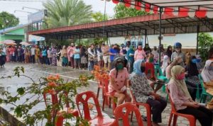 Disperindag Tanjungpinang Sukses Ciptakan Kerumunan Massa di Bazar Sembako Murah
