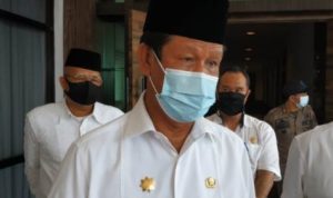 Plt.Gubernur Kepri Isdianto 2