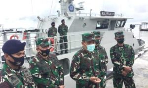 Panglima Komando Armada I Laksamana Muda TNI Ahmadi Heri Purwono saat memberi keterangan pers di Karimun 1