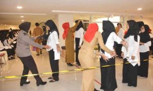 Peserta Seleksi CPNS di Karimun saat mengikuti Seleksi Penerimaan sebelum wabah COVID 19