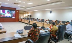 Presiden Joko Widodo dalam acara Penyerahan Program Pemulihan Ekonomi Nasional PEN untuk Koperasi di Jakarta yang diikuti Sekda Kepri TS.Arif Fadillah di Kepri
