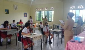 Proses belajar tatap muka siswa SD di Karimun dilaksanakan dengan Protokoler kesehatan.