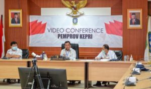 Sekda Kepri TS.Arif Fadillah dan Kepala OPD lainya saat melaksanakan Rapat Persiapan pelaksanaan MTQ ke VIII yang disejalankan dengan Hari jadi Provinsi Kepri September 2020.