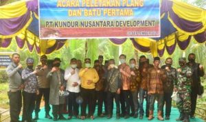 Peletakan batu pertama PT.Kundur Nusantara Development di kawasan Berikat Dusun Tanjung Salak Kecamatan Kundur Barat Kabupaten Karimun