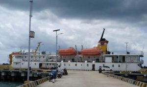 Kapal Penumpang KM.Sabuk Nusantara 83