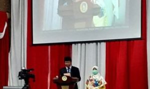 Pasangan Calon Gubernur dan wakil Gubernur Isdianto Suryani saat menyampaikan Visi dan Misinya di DPRD Kepri