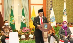 Pjs Gubernur Kepri Bahtiar ajak masyatakat sukseskan Pilkada dan Cek Data Pemilih di KPU Provinsi dan Kabupaten kota.