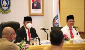 Rapat Bersama OPD kepri Bahtiar Ingatkan OPD Susun Kegiatan Sesuai Dengan Protokol Kesehatan