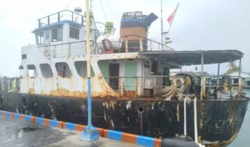 Barang Bukti Kasus Pelayaran MT.Pratama 128 GT 305 milil PT.Niaga Pratama Putra dilimpahakan Penyidik PPNS KPLP Tanjung Uban ke Jaksa Barang Bukti Kasus Pelayaran MT.Pratama 128 GT 305 milil PT.Niaga Pratama Putra dilimpahakan Penyidik PPNS KPLP Tanjung Uban ke Jaksa