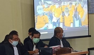 Sebanyak 12 Terdakwa Korupsi Tambang Bouksit saat mengikuti sidang secara Virtual di Rutan dan PN Tanjungpinang