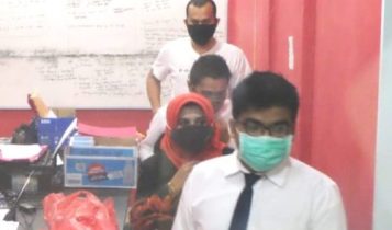 Wali kota Tanjungpinang Hj.Rahma didampingi Kuasa hukumnya memenuhi panggilan Polisi untuk diperiksa sebagai saksi atas dugaan pidana Pemilu