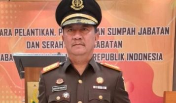 Kepala Kejaksaan Tinggi Kepri Hari Sutiyono
