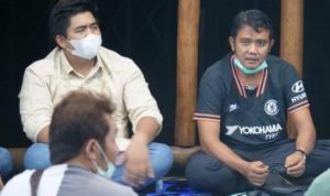 Pasangan Apri Roby saat menggelar presrilies perolehan suara di Pilkada Bintan.
