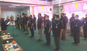 Wali kota Tanjungpinang Hj.Rahma saat mengukuhkan Tim P4GN kota Tanjungpinang