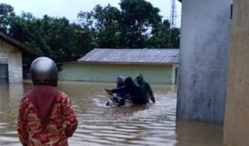 Akibat Hujan Deras sejumlah kawasan di Bintan juga mengalami Banjir 1 e1609572148394