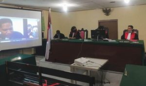 Sidang kasus Pungli Bansos Covid 19 dari Kemenag dengan Terdakwa Pandi dan Deden digelar secara online di PN Tanjungpinang