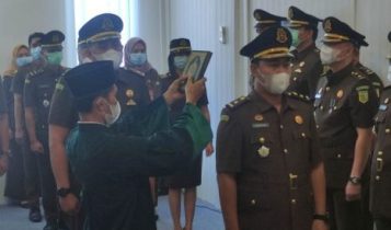 Kasipidum Kejari Bintan Gustian Juanda Putra saat pelantikannya Kasipidum Kejari Bintan Gustian Juanda Putra saat pelantikannya