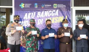 Polres Lingga Lakukan Pengamanan Pencanangan Vaksinasi Covid. F Aulia Presmedia.id