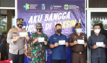Polres Lingga Lakukan Pengamanan Pencanangan Vaksinasi Covid. F Aulia Presmedia.id Polres Lingga Lakukan Pengamanan Pencanangan Vaksinasi Covid. F Aulia Presmedia.id