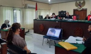 Sidang Lanjutan kasus TPPU narkoba dengan Terdakwa Ellen berlangsung secara Virtual dengan genda mendengar keterngan saksi isteri terdakwa di PN Tanjungpinang