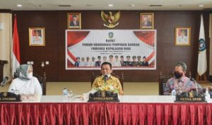 Rapat Koordinasi Forum Komunikasi Pimpinan Daerah Provinsi Kepri di Graha Kepri Batam Sabtu 13 3 2021