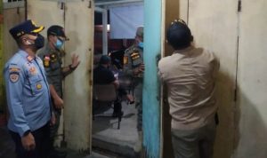 Tim Gabungan dari Satpol PP dan Dishub Lingga saat gelar operasi yustisi di Dabo Singkep