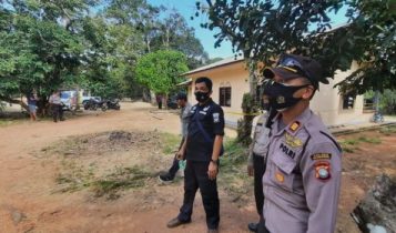 Penyidik dari Polres Polsek dan Polres Tanjungpinang menggelar Olah TKP dan penyelidikan di lokasi Pembacaoakan Penyidik dari Polres Polsek dan Polres Tanjungpinang menggelar Olah TKP dan penyelidikan di lokasi Pembacaoakan