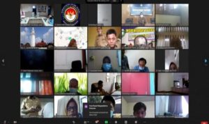 Sosialisasi terkait kebijakan perizinan berusaha di daerah kepada jajaran pemerintah daerah melalui Seminar Online Webinar oleh Itjen Kemendagri