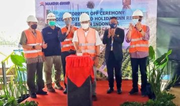 Topping Off Ceremony Holiday Inn Resort dan Indigo Bintan di Lagoi Bay.