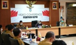Wakil Gubernur Hj Marlin Agustina saat menerima perwakilan dari Badan Siber dan Sandi Nasional BSSN di Ruang Rapat Utama Kantor Gubernur