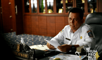 Gubernur Kepri Ansar Ahmad sebelum dinyatakan Positif Covid 19 masih melaksanakan Kegitan