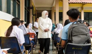 marlin kunjungi sekolah harmoni batam. marlin kunjungi sekolah harmoni batam.