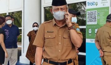 Sekda Bintan Adi Prihantara.