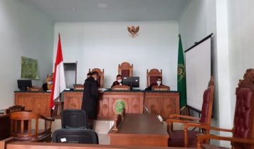 bobol toko emas bobol toko emas