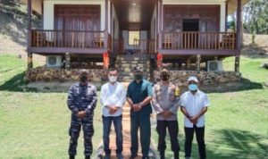 Ketua DPRD Lingga dan jajaran FKPD lainya Meresmikan Soft Opening pembukaan kawasan Wisata Benan Island Resort di Lingga.