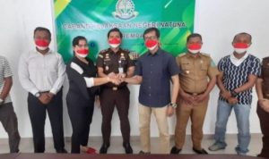 Saling Memaafkan Kacabjari Tarempa Restorative Justice Kasus Dugaan Penghinaan Antar Warga