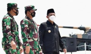 Panglima TNI Marsekal TNI Hadi Tjahjanto bersama Gubernur Kepri saat melakukan Persemiaan Makogabwilhan I II dan III di Tanjungpinang Provinsi Kepri