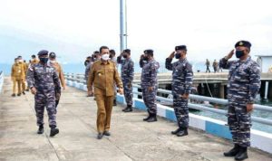 Gubernur Kepri Ansar Ahmad dan Forkopimda Kunjungi Pos TNI AL Pulau Nipa Batam
